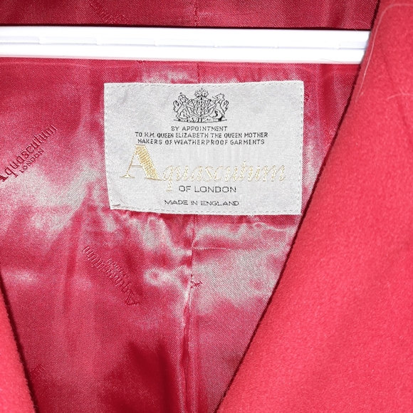 VINTAGE AQUASCUTUM OF LONDON CANADA RED - Picture 3 of 9